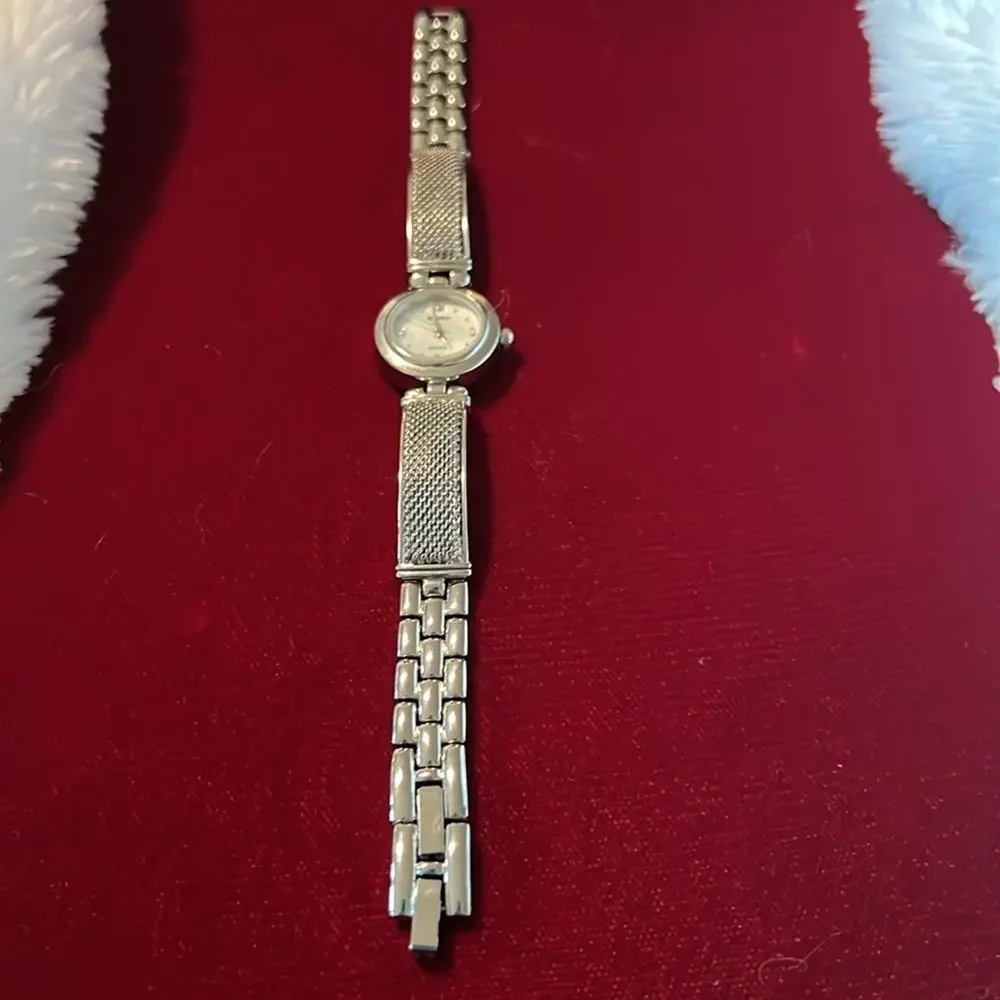 Vintage Mother of Pearl Silver Gruen Watch